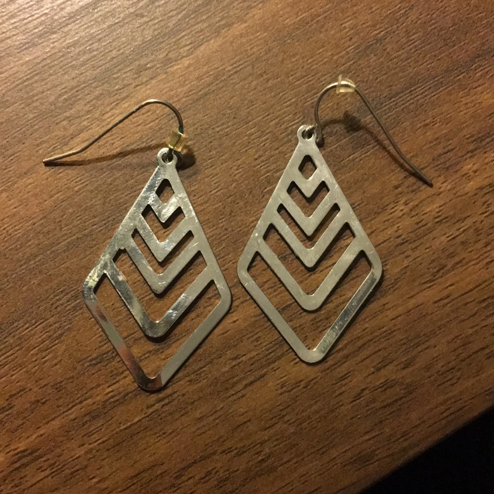 2 for 10 jewelry!